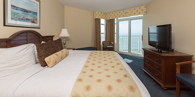 Oceanfront Three Bedroom Suite Carolinian Beach Resort