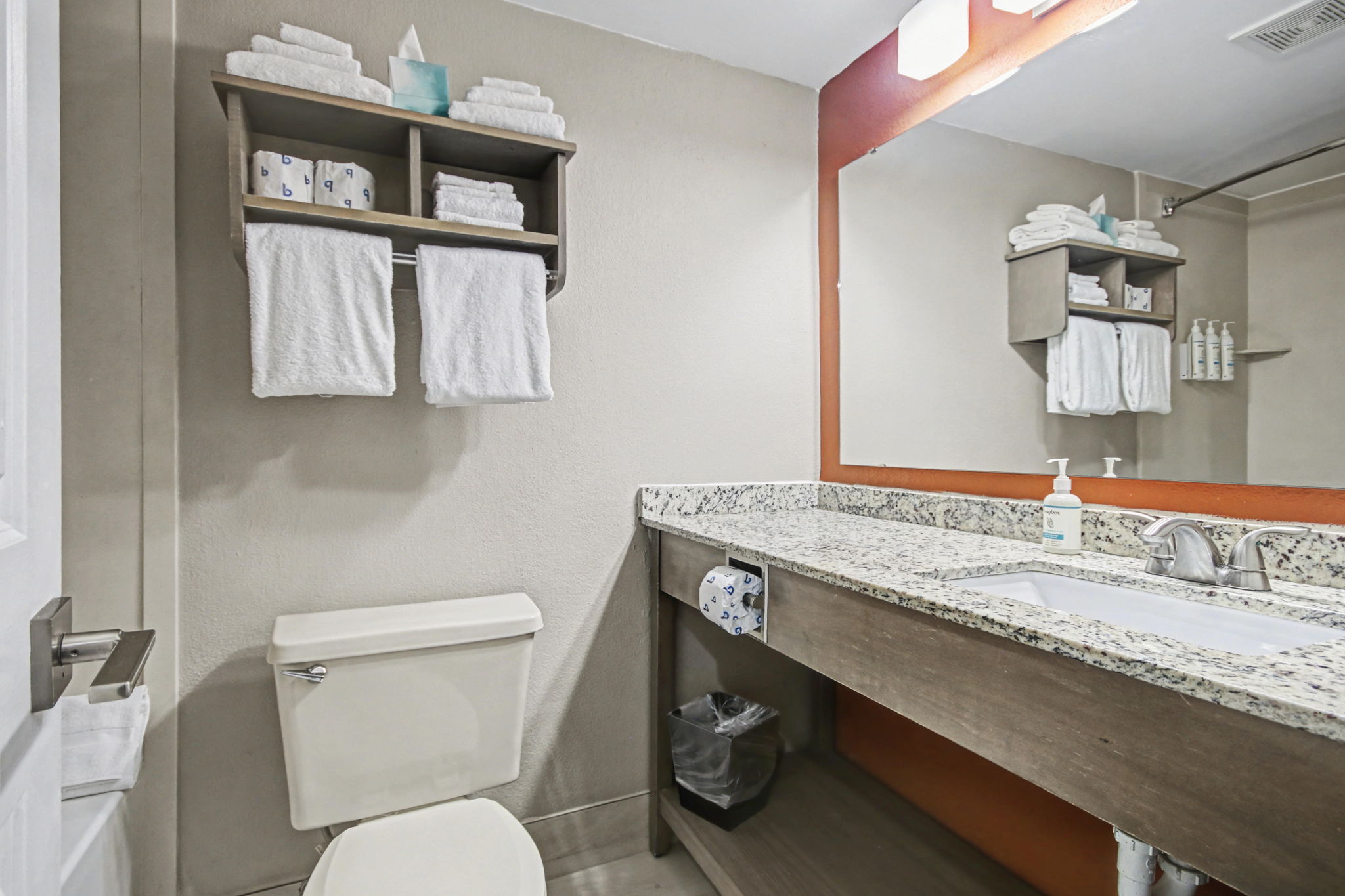 Oceanfront Queen Standard Room