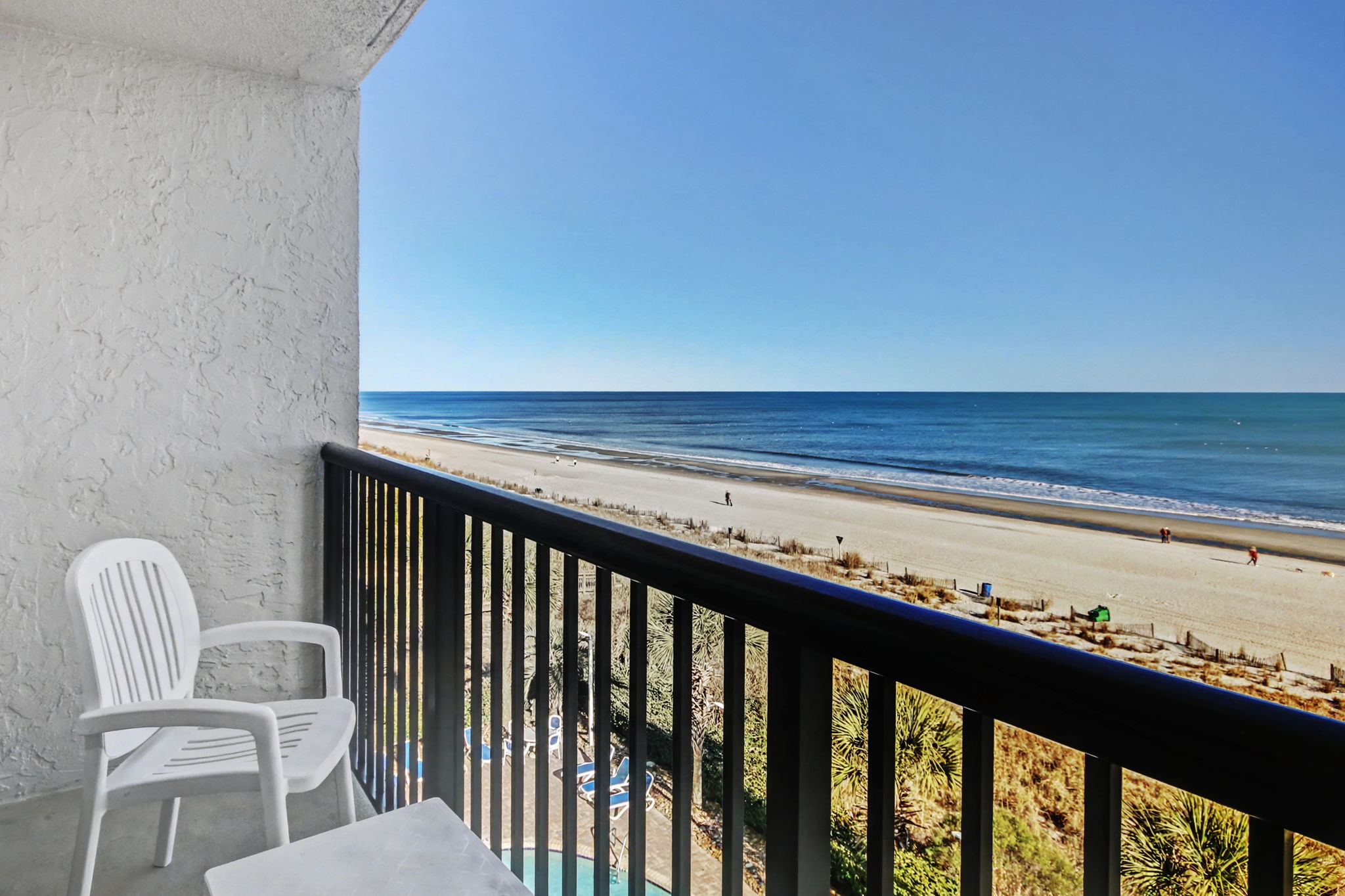 Oceanfront Queen Standard Room