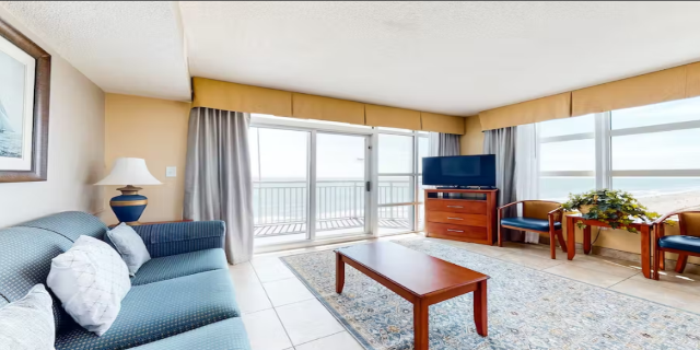 Oceanfront 3-Bedroom Suite