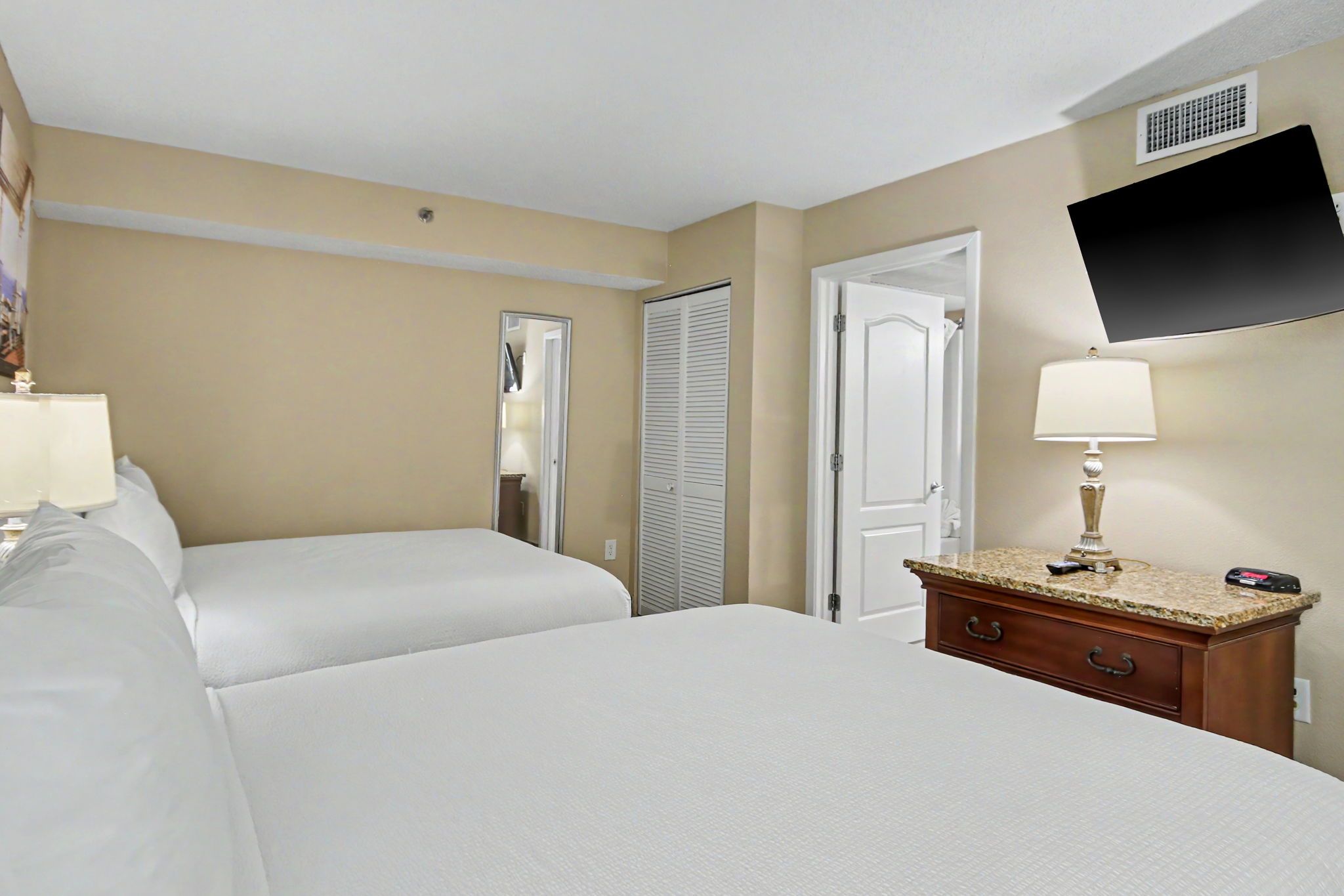 Oceanfront 2 Bedroom Suite with King