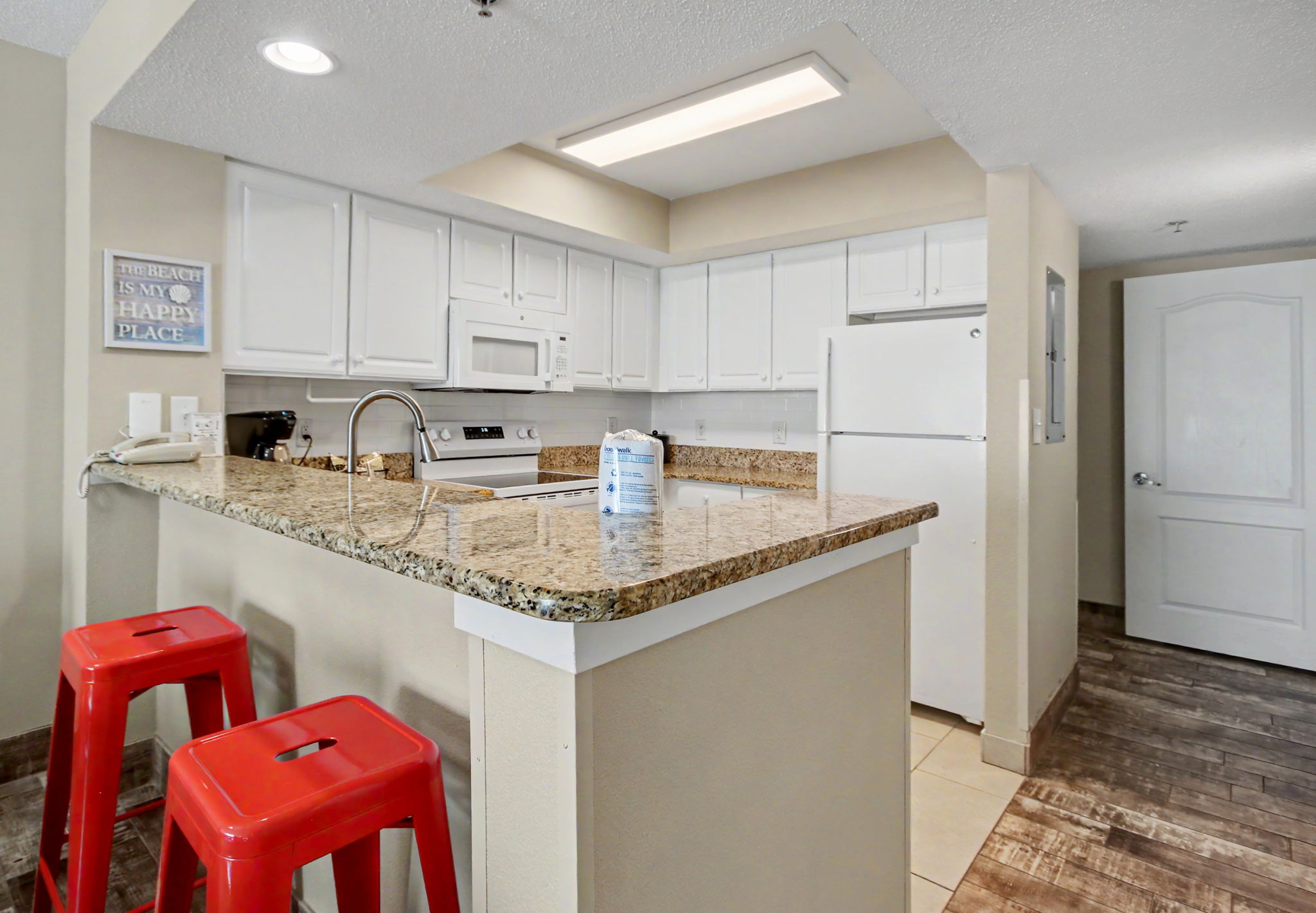 Oceanfront 2 Bedroom Suite with King