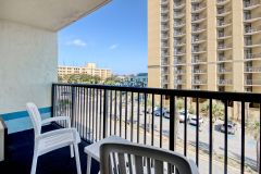 57-web-or-mls-RV-Room-09